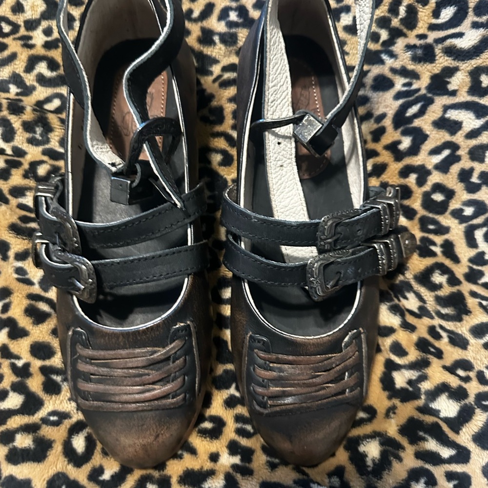 Freebird by Steven Black and Brown Flats